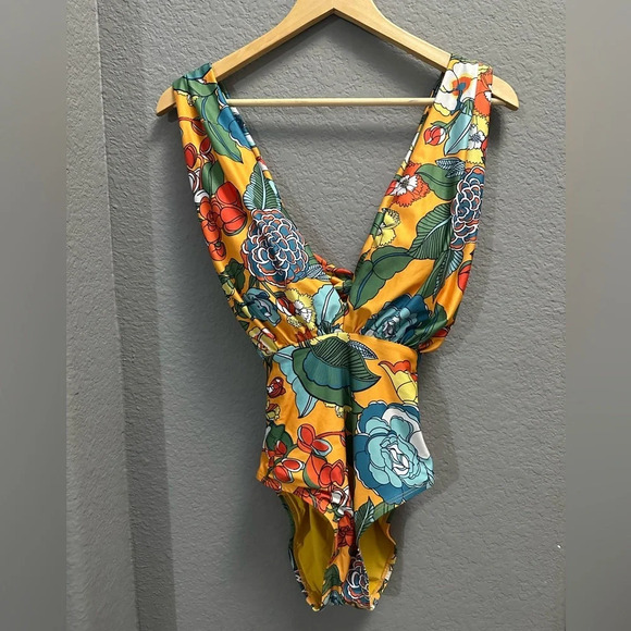 ModCloth Tropical Floral One Piece Swimsuit Size Small - Picture 3 of 6